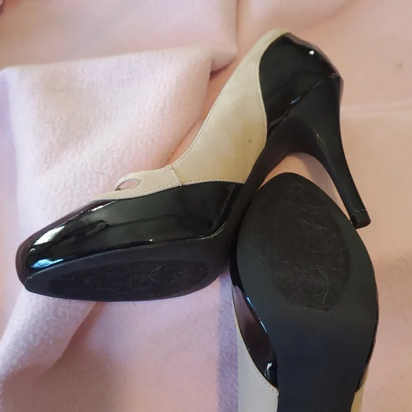 JUSTFAB HEELS - Picture 3 of 10